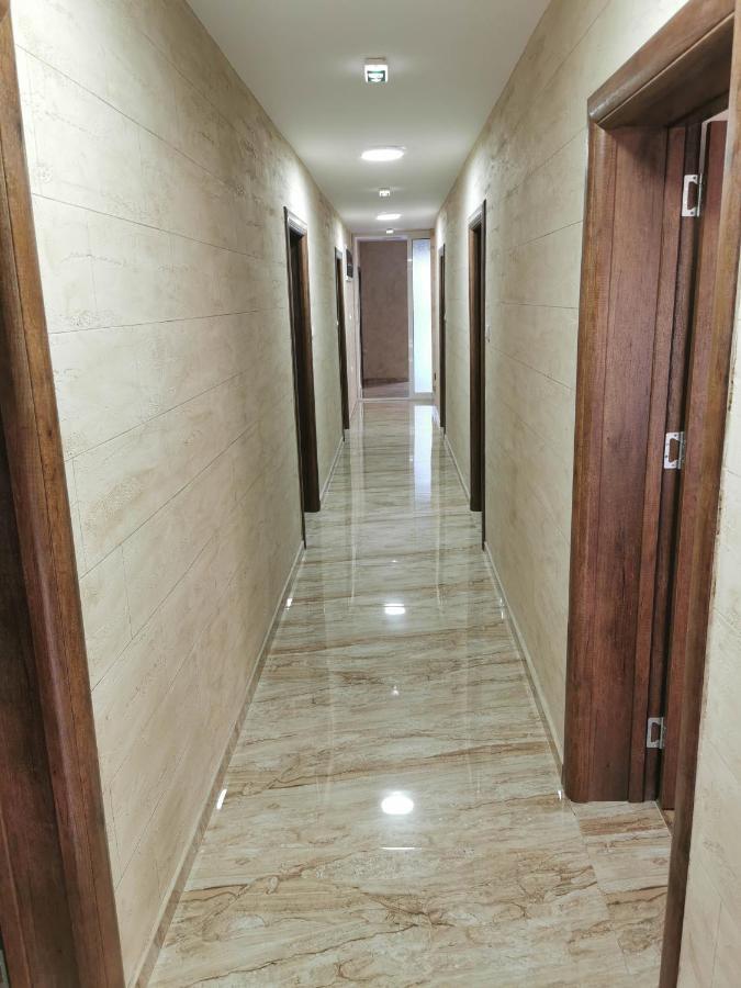 Sobe I Apartmani Casa Mia Pecinci Zewnętrze zdjęcie